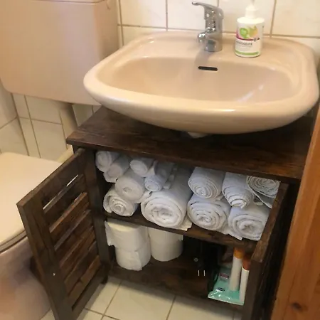 Tiny House - Auszeit Im Wald Am Badesee Holiday home *