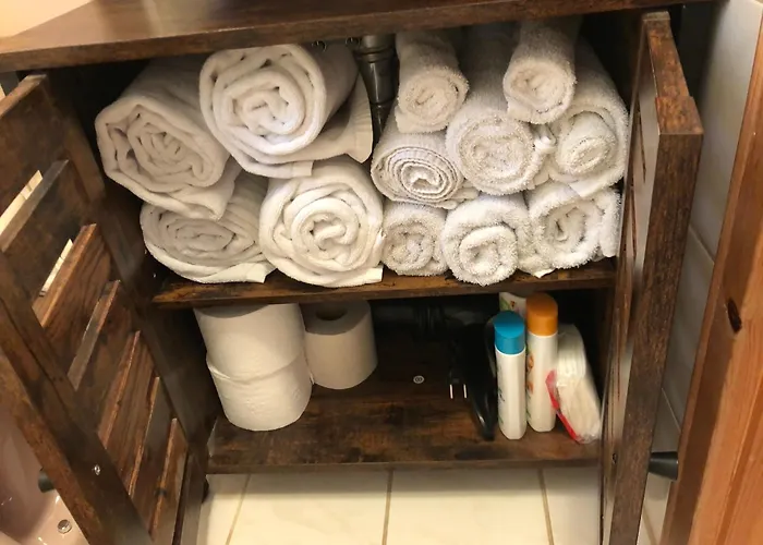 Tiny House - Auszeit Im Wald Am Badesee Vakantiehuis Tanna